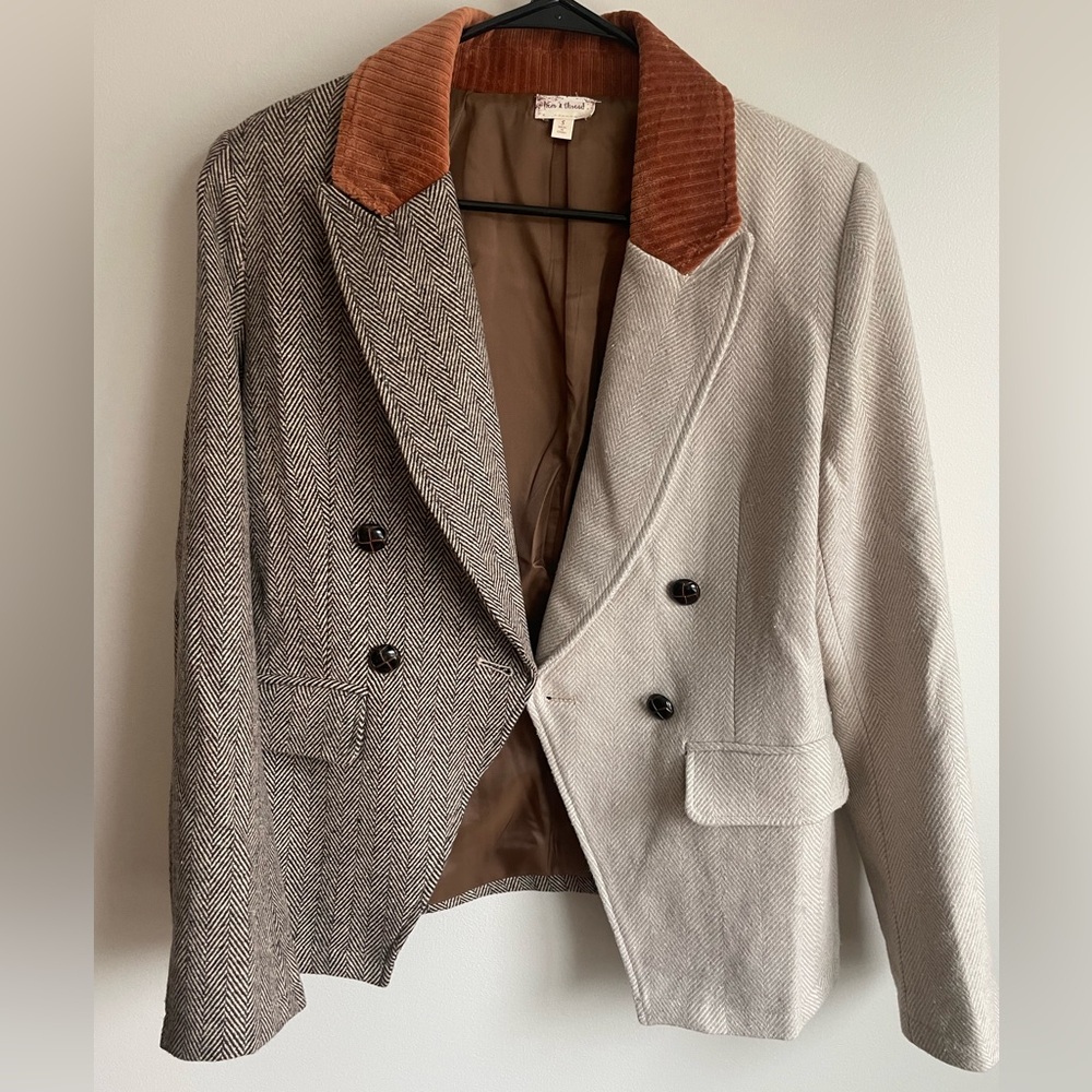 Hem & Thread Split Color Blazer